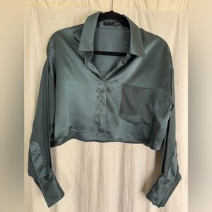 KES NYC Sleek 100% Silk Button Down Cropped Shirt in Deep Green